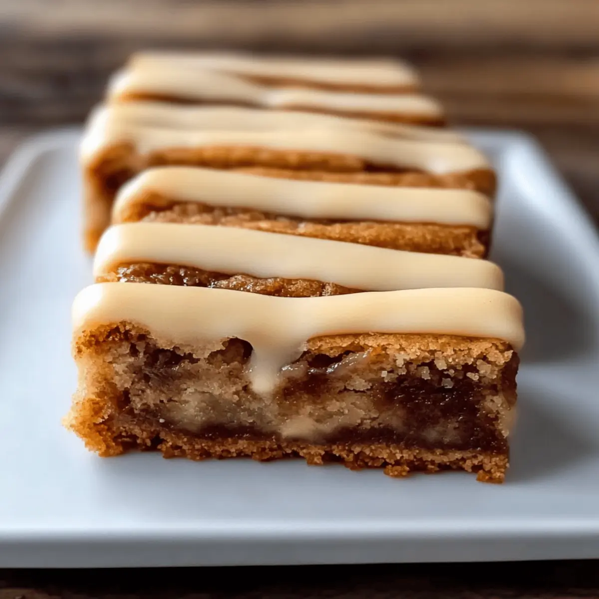 Cinnamon Roll Blondies that Melt in Your Mouth and Delight 3 ytsozj5zwdnrkzmfswv4