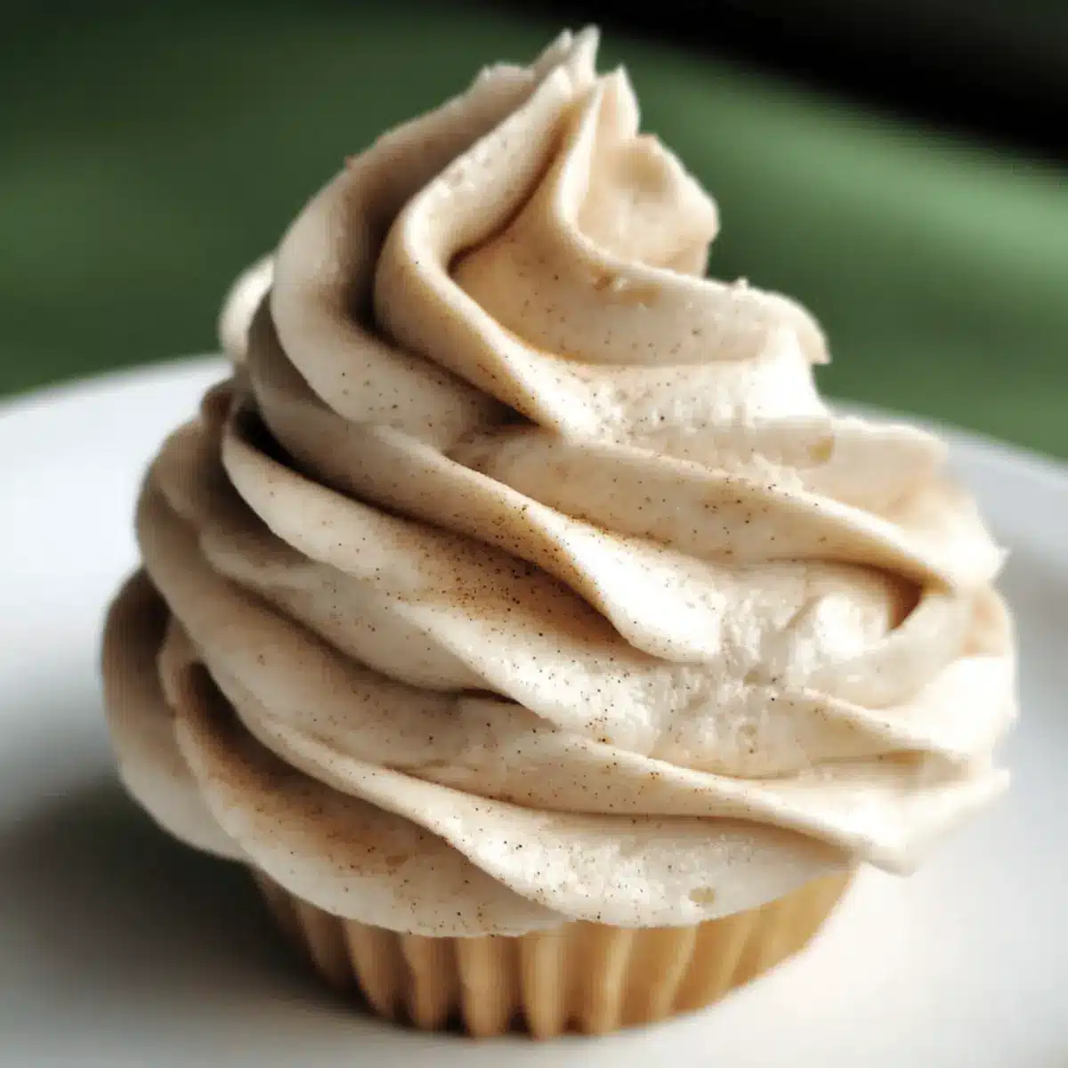 Irresistible Apple Butter Buttercream for Fall Treats 4 Apple Butter Buttercream