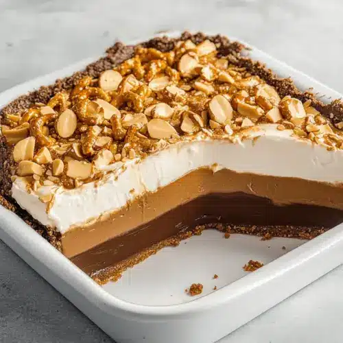 Peanut Butter Chocolate Pretzel Pie: A Sweet and Salty Dream 2 Peanut Butter Chocolate Pretzel Pie