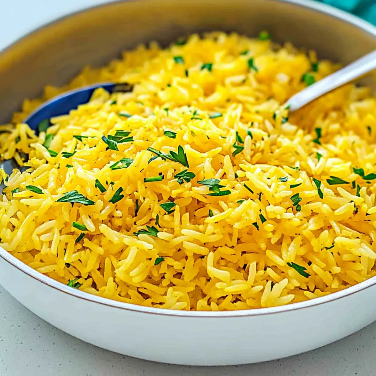 Perfectly Fluffy Saffron Rice: A Golden Side Dish Delight 3 117616cc aeda 46f8 8837 bdbf9630aaadbr ypkgr4