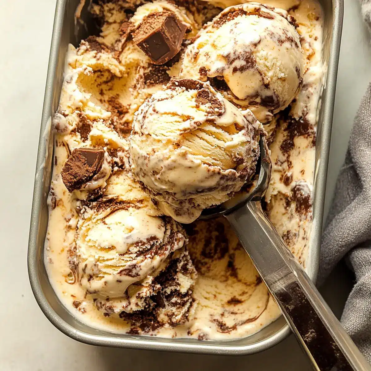 3233dd30 2c7d 47c3 8566 06874dcb838cbl ajgzep